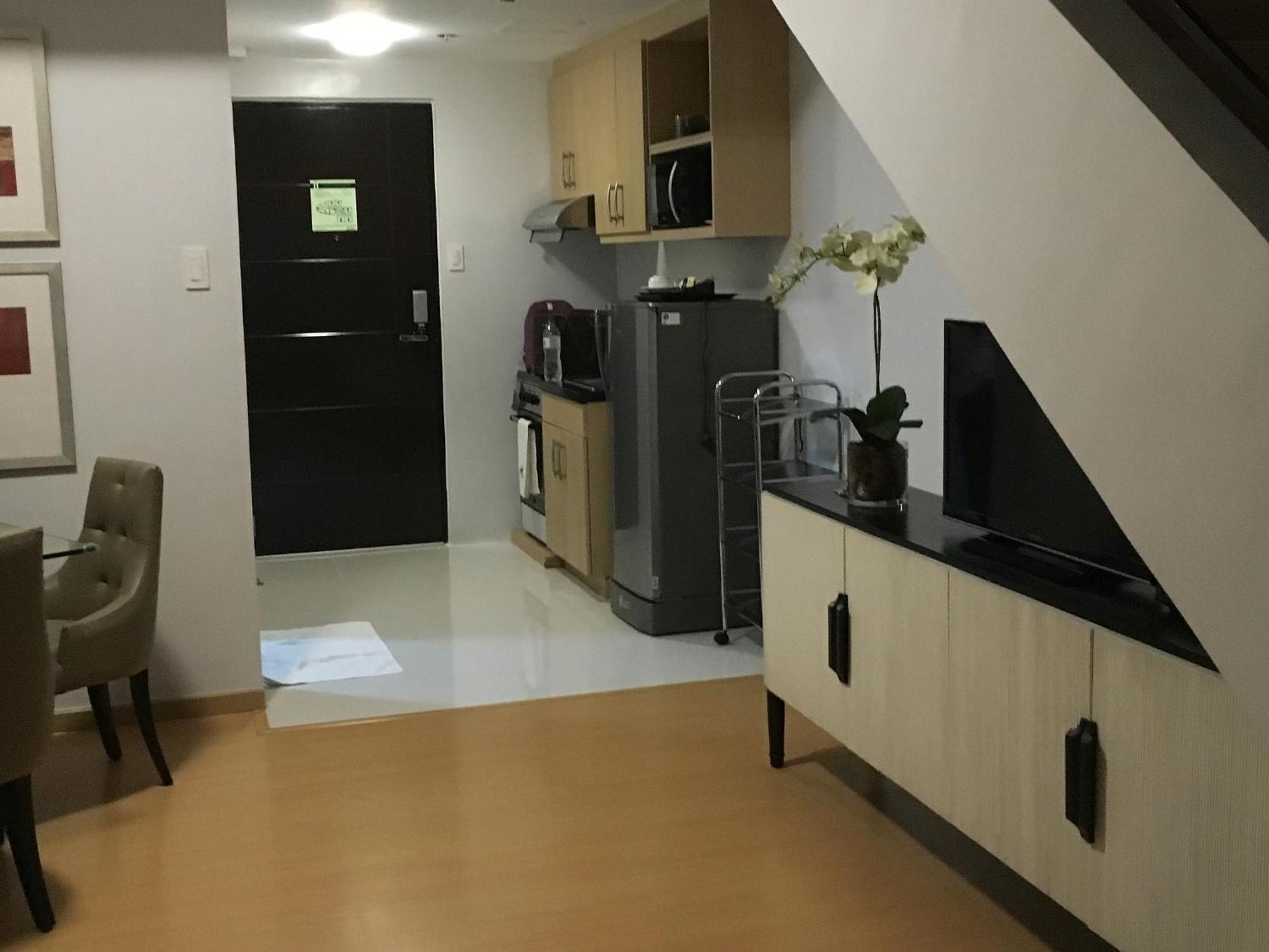 Avant Serviced Suites - Personal Concierge Manila Quarto foto